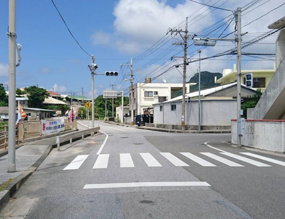 日本最西端の久部良地区の信号