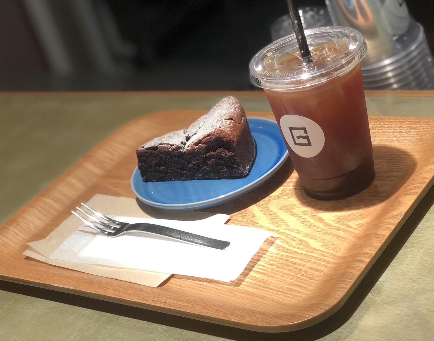 宜野湾のお洒落でクリエイティブなGwave Cafe