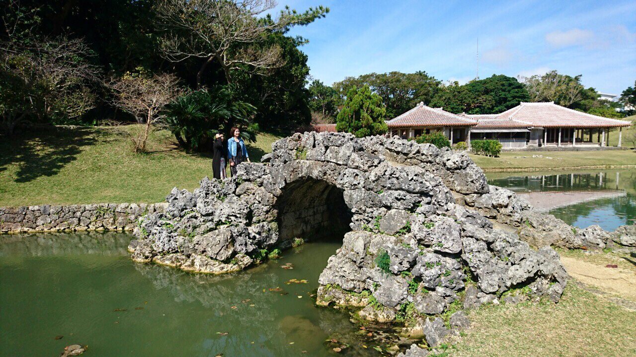 琉球石灰岩の橋