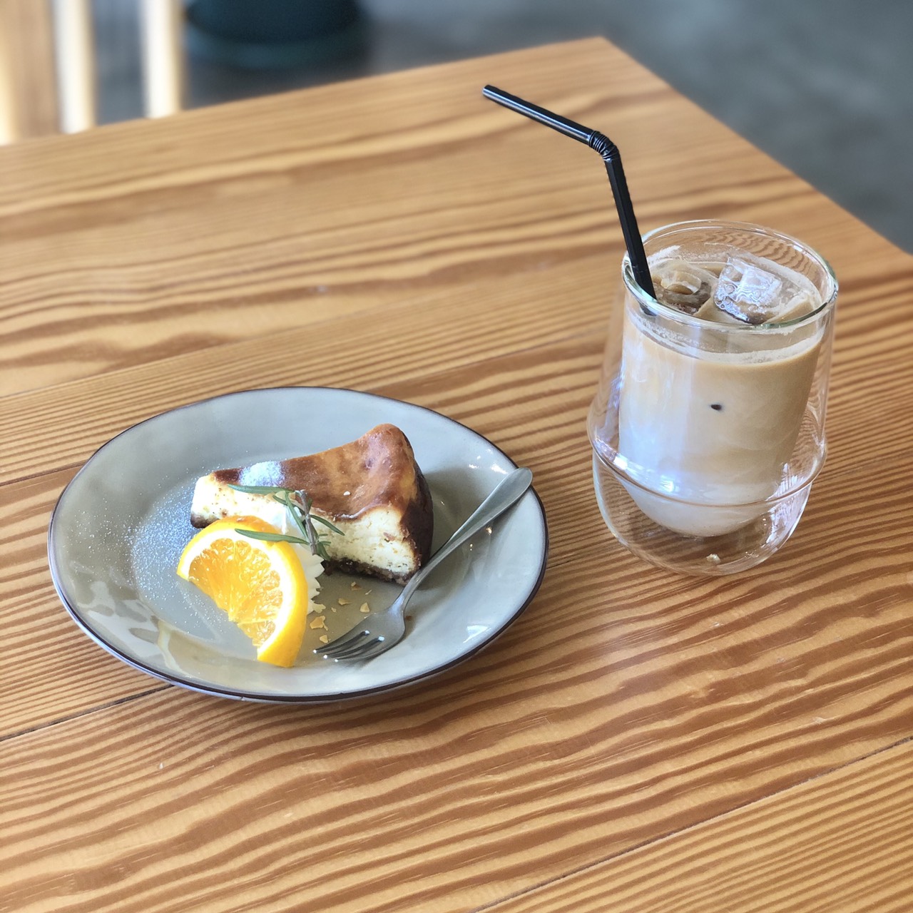 美味しいコーヒーで素敵な朝を！FLAP COFFEE and BAKE SHOP 普天間店