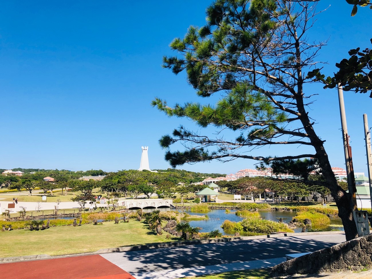 沖縄県糸満市「平和祈念公園」の「沖縄平和祈念堂」　「摩文仁の丘」へ